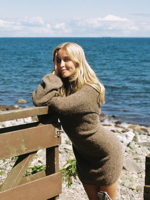 RUBINA Kjole​ by Øyunn Krogh/House of Yarn ØK 04-03T
