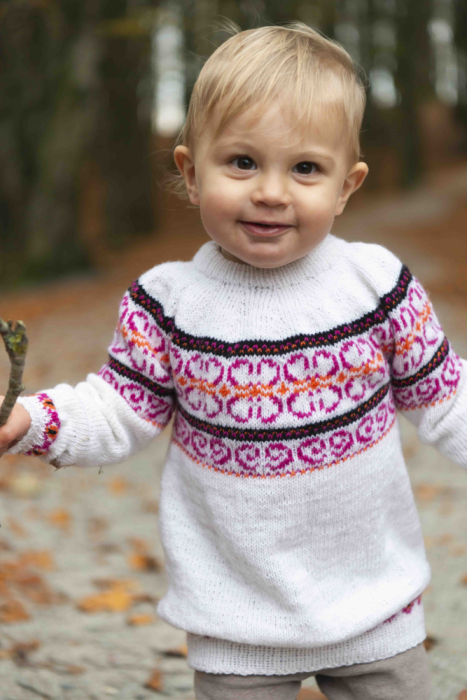 Ferdigstrikk - Lilli Genser Kids (#2152)