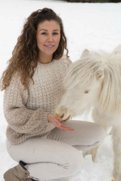 Mandy Genser