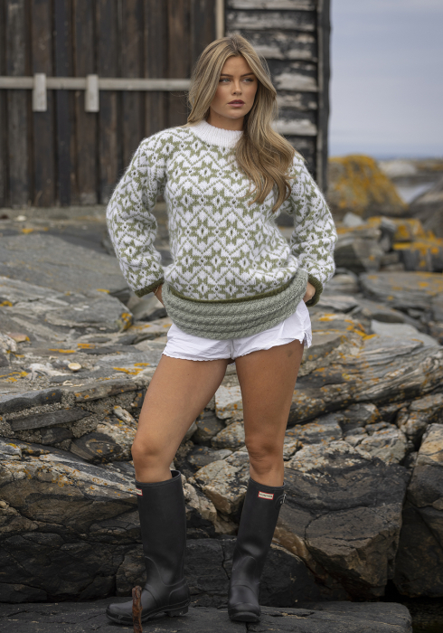 Sval Genser 2620-2a by Sofie Karlstad