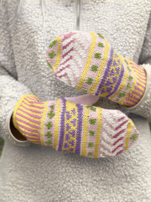 Hanami Votter by Ingrid Raadim x HOY IR 02-16B