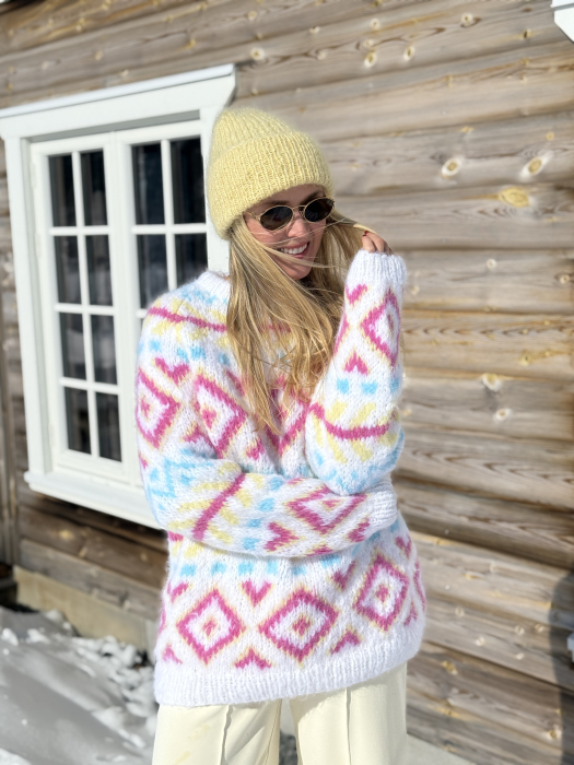 KVIKNE GENSER by Ingrid Raadim x HOY IR 04-04