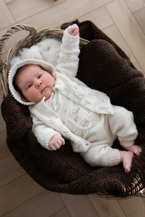 Lille Selina Hentesett