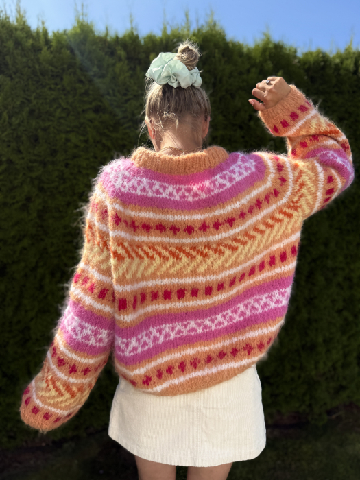 Hanami Raglangenser by Ingrid Raadim X HOY IR 02-08A